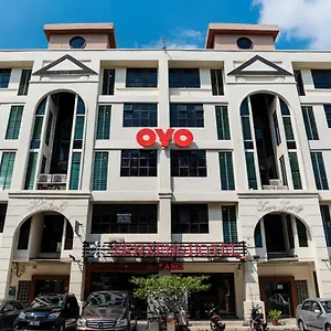 Oyo 1230 Zen Zeng Budget Hotel